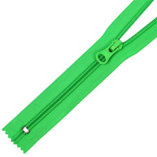 Молния MaxZipper пласт. спираль №5-N 18см н/р цв.F238 ярк.зеленый уп.50шт