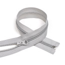 Молния MaxZipper пласт. спираль №5-N 18см н/р цв.S204 серый уп.50шт